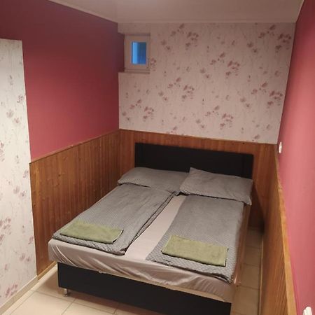 Pingpong Apartman ショルトバットカート エクステリア 写真