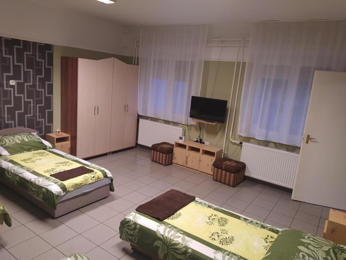Pingpong Apartman ショルトバットカート エクステリア 写真